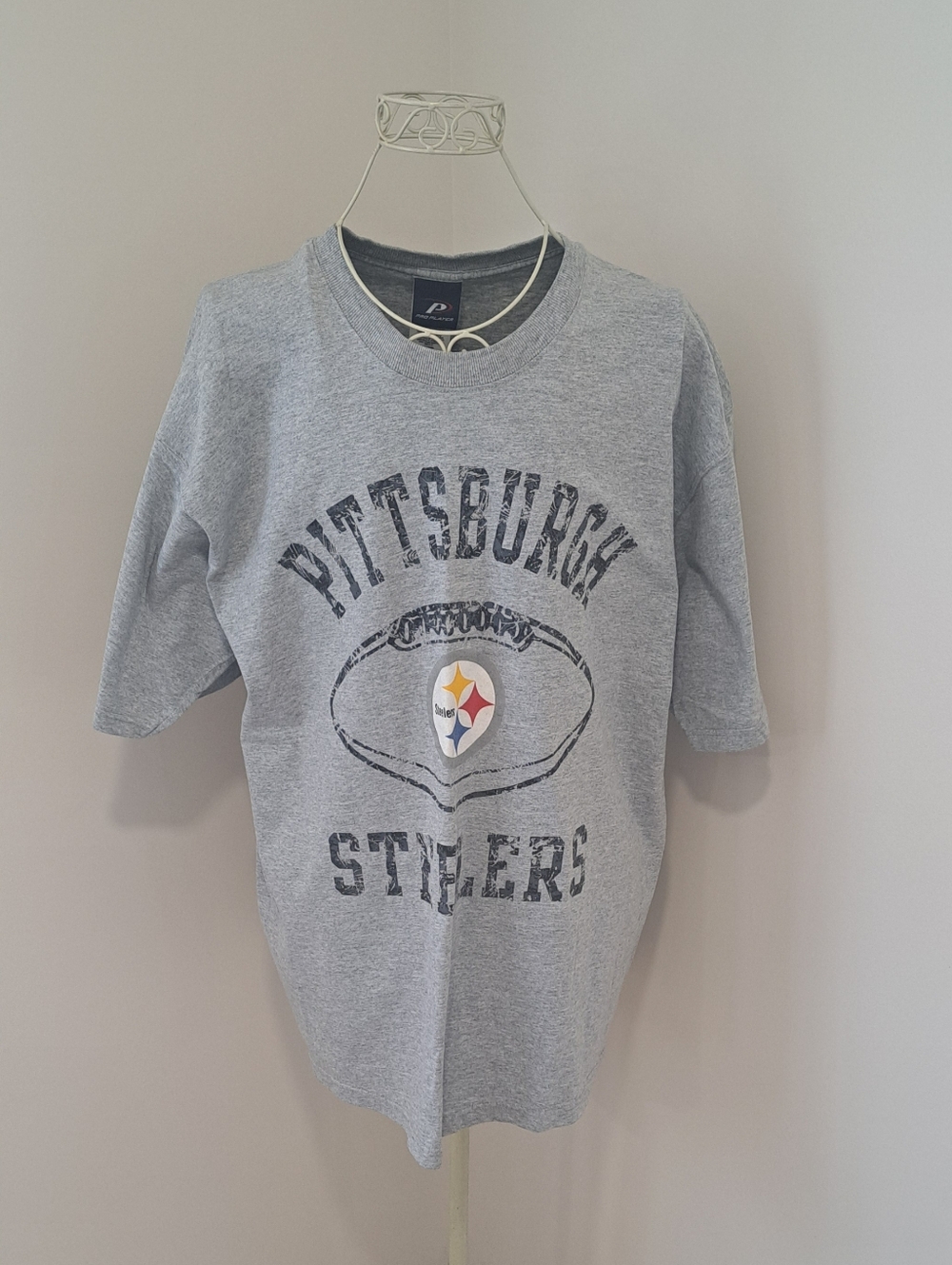Vintage 90s Mens Cotton Pro Player Pittsburgh Steelers Football T-shirt, Size XL